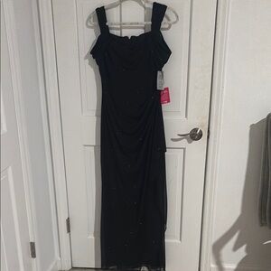 Elegant Black Evening Gown